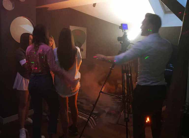 Kulisy pracy na planie filmowym Reżysera Życia